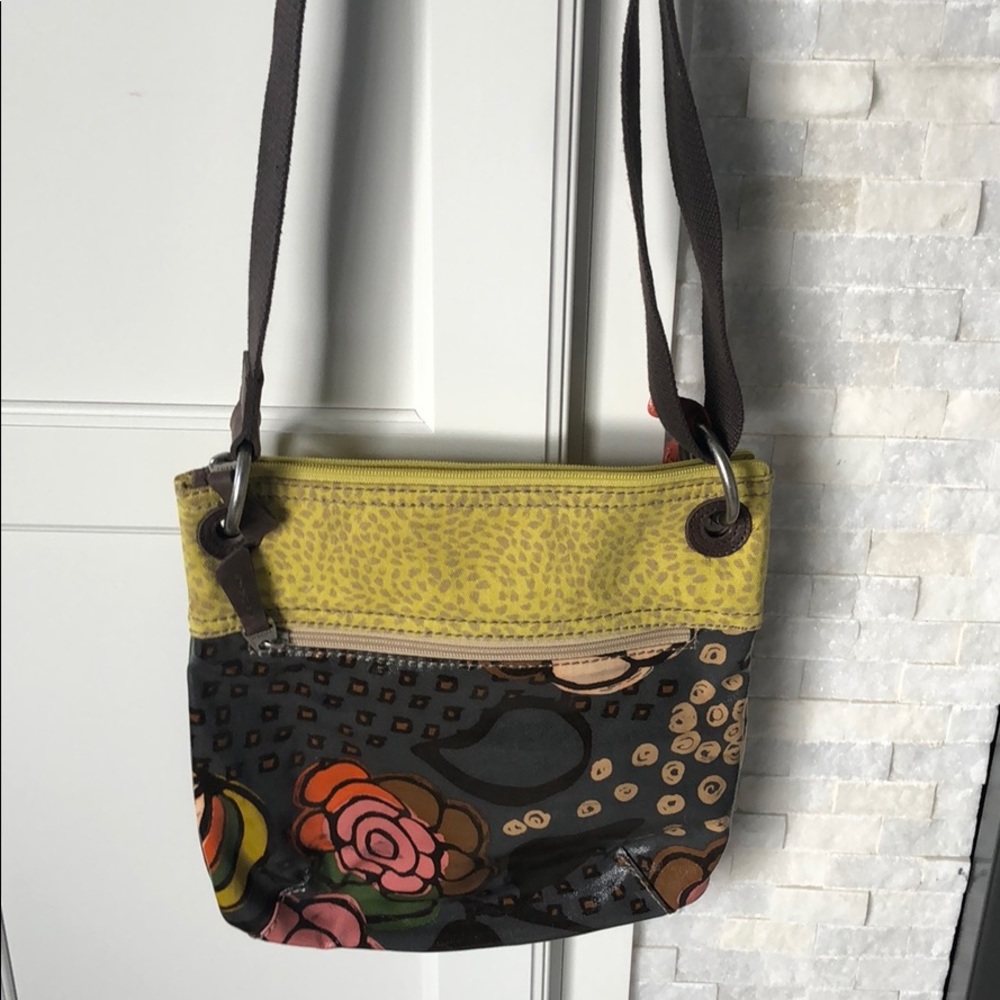 Fossil shoulder bag.